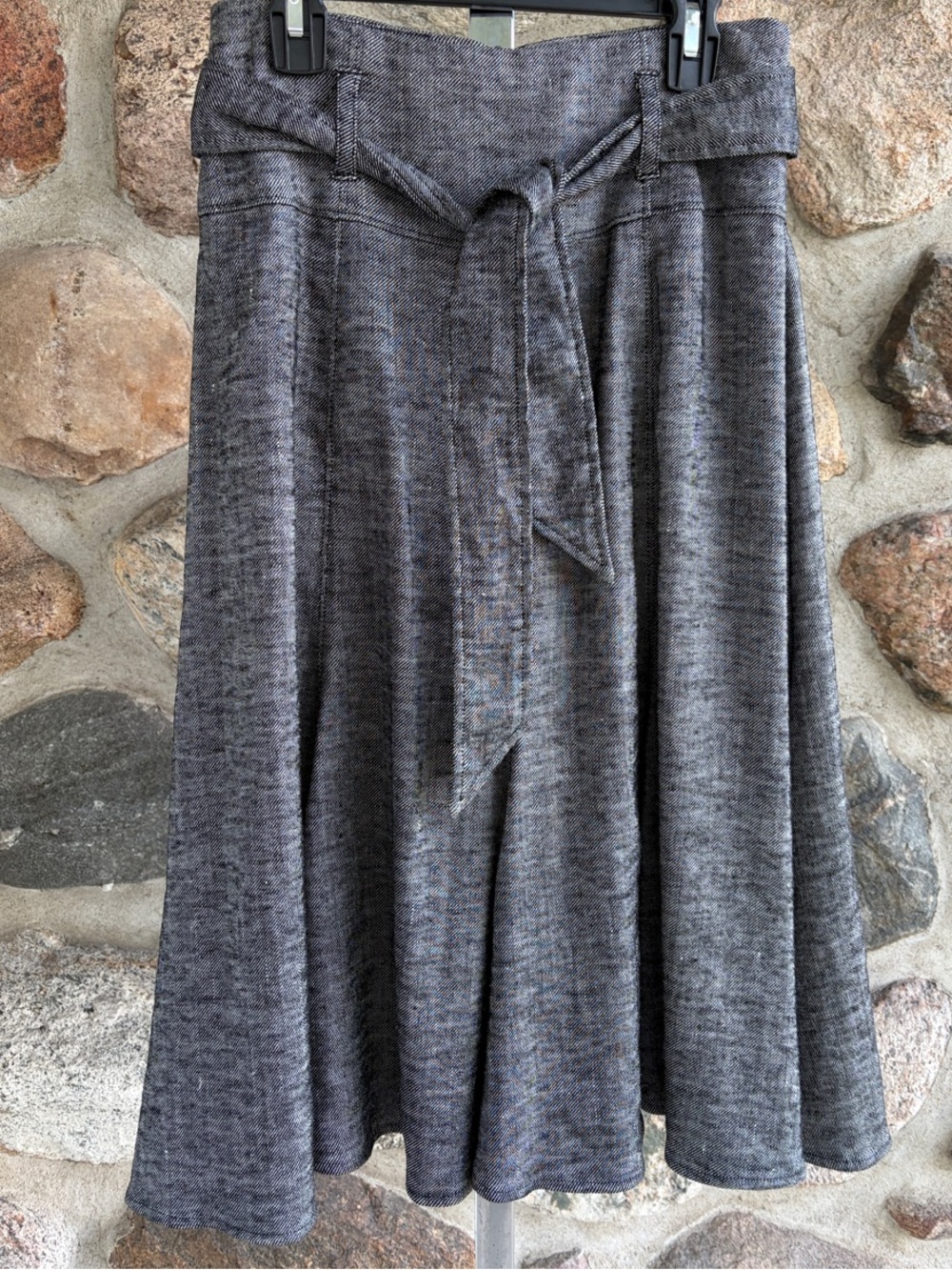 le chateau Gray Tie-Waist Midi Skirt